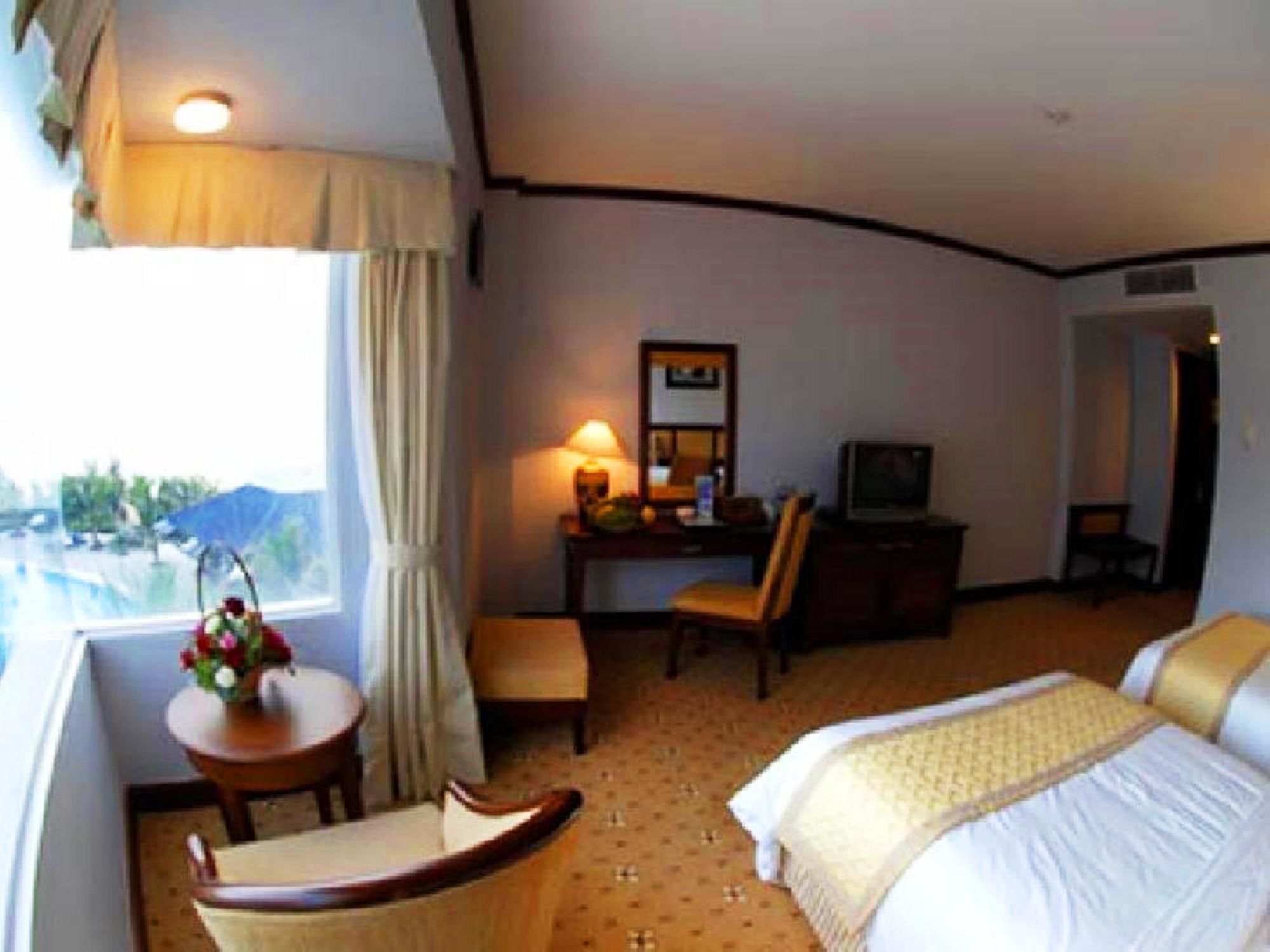 Saigon - Ninh Chu Hotel & Resort Phan Rang Exteriör bild